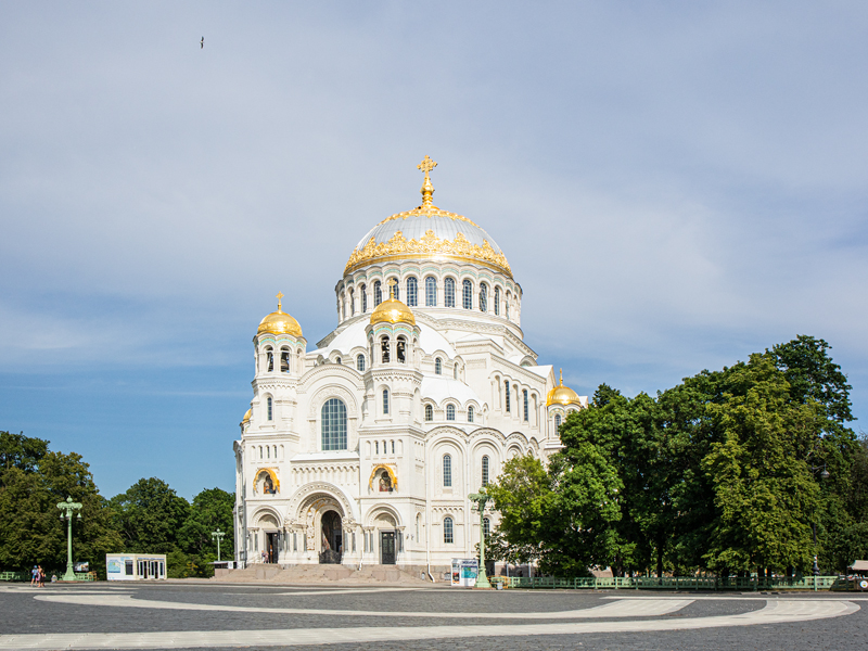 Жемчужное ожерелье Кронштадта (Петровский парк, Никольский Морской собор, «Остров фортов», музей Военно-морской славы с экскурсией)