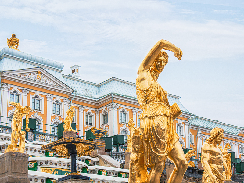 Роскошь и уют Петергофа (с экскурсией по Нижнему парку и посещением Музея «Банный корпус»)