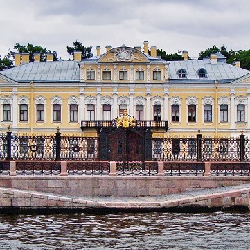 Шереметевский дворец